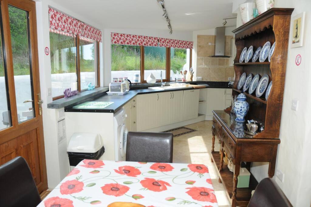 Ty-Hapus Cottage Jordanston Luaran gambar